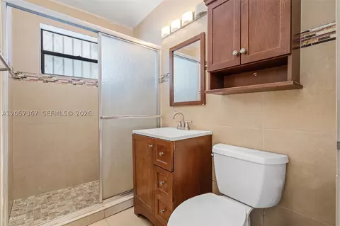 Bath - 3220 E 8th Ave, Hialeah, FL 33013 photo 1 of 1