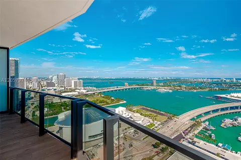 398 NE 5th St #3711, Miami, FL 33132