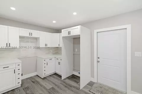 Other - 2288 W 4th Ct, Hialeah, FL 33010 photo 3 of 9