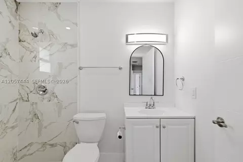Bath - 2288 W 4th Ct, Hialeah, FL 33010 photo 2 of 4