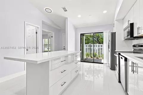 3895 N Carambola Cir N #29128, Coconut Creek, FL 33066