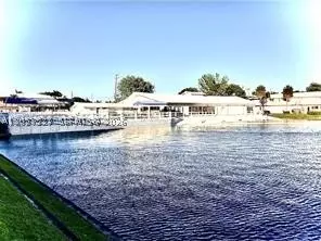 900 SW 11th Ave #17C, Hallandale Beach, FL 33009