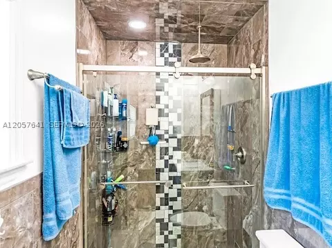 Bath - 4151 19th Ct SW, Naples, FL 34116 photo 3 of 4