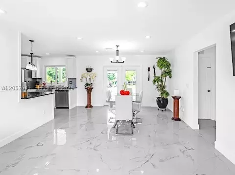 Dining - 4151 19th Ct SW, Naples, FL 34116 photo 2 of 2