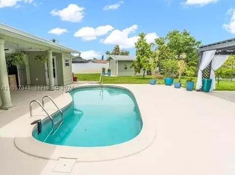 Exterior - 4151 19th Ct SW, Naples, FL 34116 photo 5 of 13