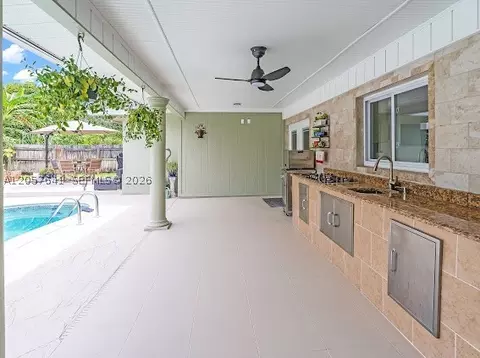 Kitchen - 4151 19th Ct SW, Naples, FL 34116 photo 1 of 6