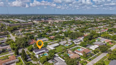 5001 Madison St, Hollywood, FL 33021