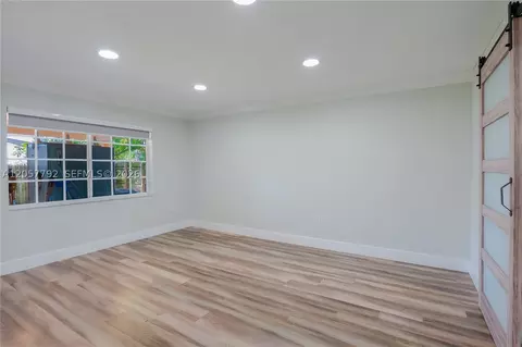 Living - 6320 NW 199th St, Hialeah, FL 33015 photo 7 of 7