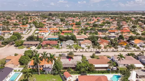 View/Area - 6320 NW 199th St, Hialeah, FL 33015 photo 4 of 4