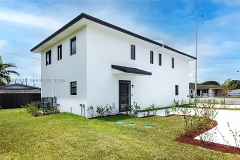 310 NW 6 St, Homestead, FL 33030