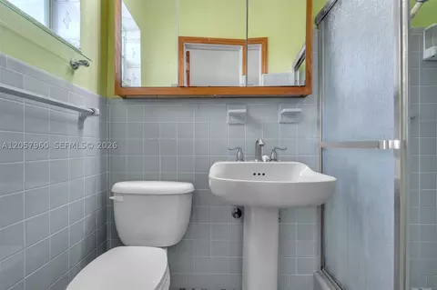 Bath - 267 E 56th St, Hialeah, FL 33013 photo 2 of 2