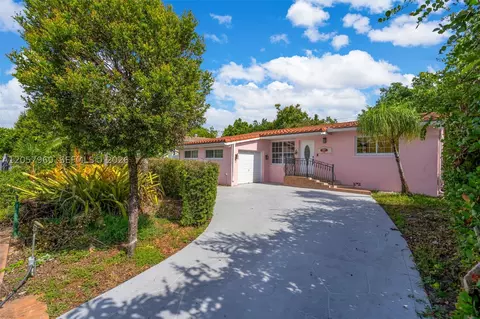 Exterior - 267 E 56th St, Hialeah, FL 33013 photo 3 of 8