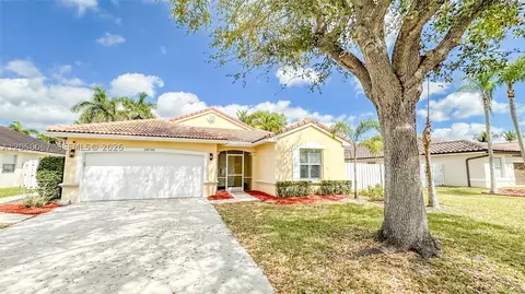 18795 NW 24th Ct, Pembroke Pines, FL 33029