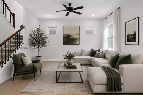 8565 Lamppost, Orlando, FL 32832