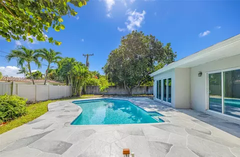 Exterior - 3405 Robbins Rd, Pompano Beach, FL 33062 photo 2 of 10