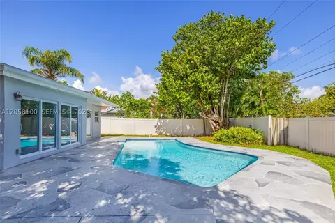 Exterior - 3405 Robbins Rd, Pompano Beach, FL 33062 photo 6 of 10