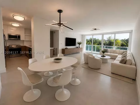 100 Bayview Dr #317, Sunny Isles Beach, FL 33160