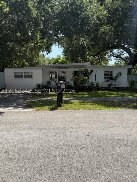 107 Edmund Rd, West Park, FL 33023