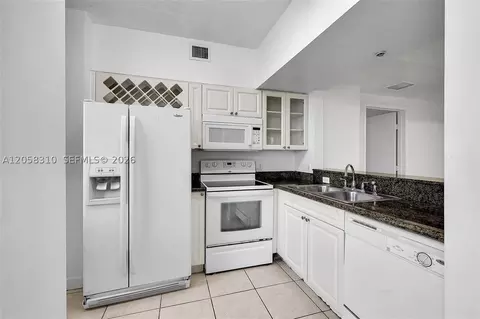1 Glen Royal Pkwy #1010, Miami, FL 33125