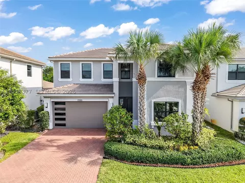 7295 Stella Ln, Lake Worth, FL 33463