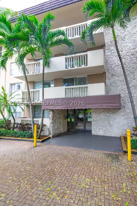 1800 Sans Souci Blvd #336, North Miami, FL 33181