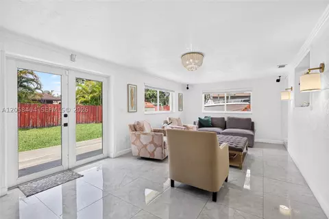 Living - 1271 W 78th St, Hialeah, FL 33014 photo 3 of 4