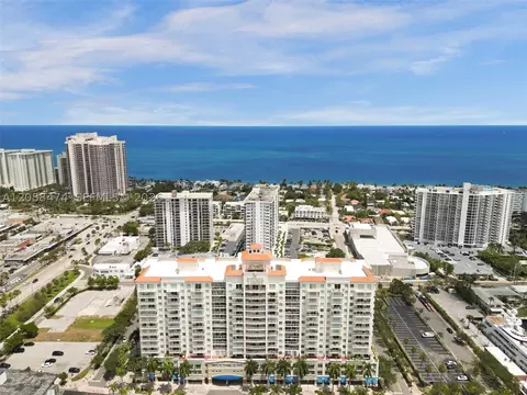 3020 NE 32nd Ave #PH3, Fort Lauderdale, FL 33308