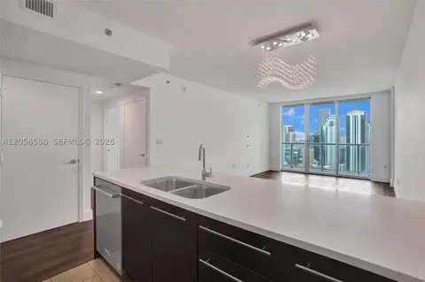 55 SE 6th St #3604, Miami, FL 33131