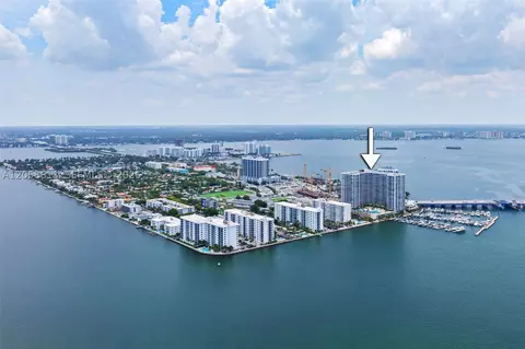 7601 E Treasure Dr #2124, North Bay Village, FL 33141