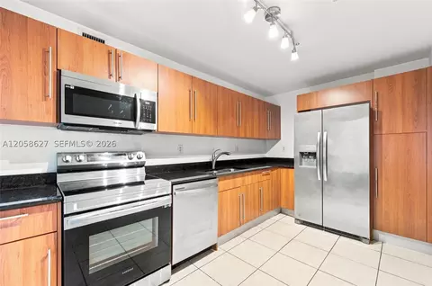 3000 S Ocean Dr #518, Hollywood, FL 33019