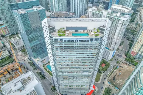 1300 Brickell Bay Dr #2005, Miami, FL 33131
