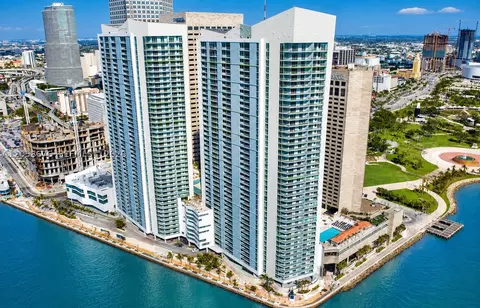 325 S Biscayne Blvd #3314, Miami, FL 33131