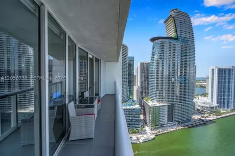 485 Brickell Ave #3401, Miami, FL 33131