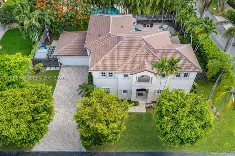 8425 SW 138th St, Palmetto Bay, FL 33158