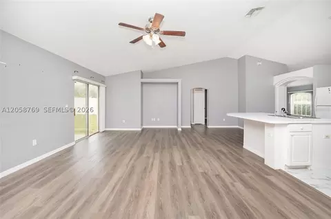 Living - 20 Pine Court Loop, Ocala, FL 34472 photo 12 of 15
