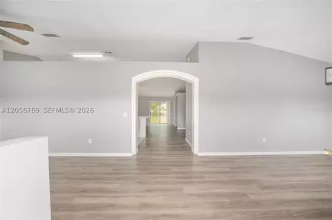 Entry Way - 20 Pine Court Loop, Ocala, FL 34472 photo 1 of 2