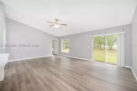 Living - 20 Pine Court Loop, Ocala, FL 34472 photo 13 of 15