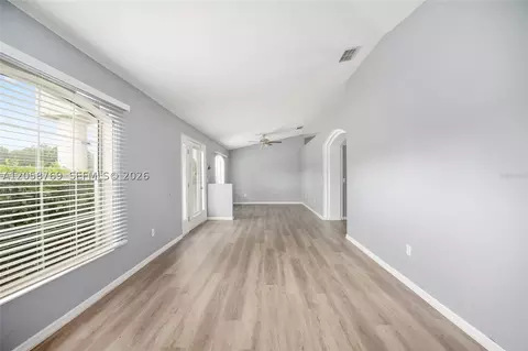 Living - 20 Pine Court Loop, Ocala, FL 34472 photo 6 of 15