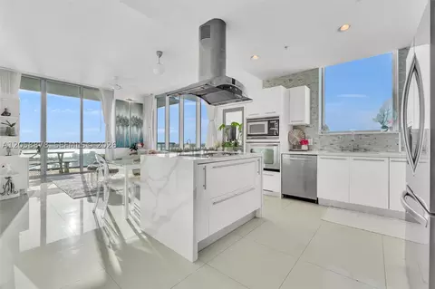 7930 East Dr #1408, North Bay Village, FL 33141