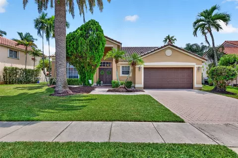 19352 NW 11th St, Pembroke Pines, FL 33029