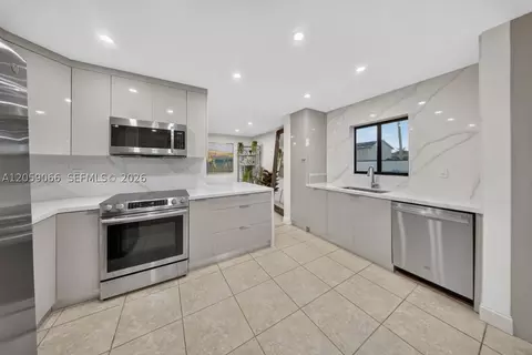12510 SW 95th Ter, Miami, FL 33186