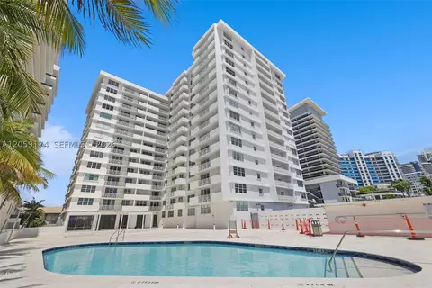 5825 Collins Ave #12H, Miami Beach, FL 33140