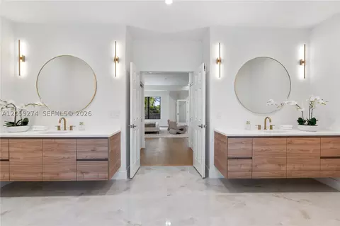 17892 Hampshire Ln, Boca Raton, FL 33498