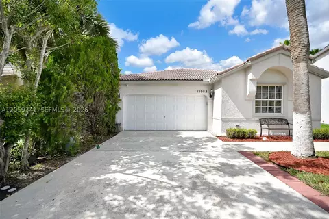 15982 NW 12th Ct, Pembroke Pines, FL 33028