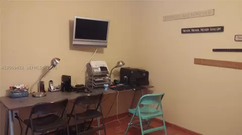 Bedroom - 3917 Adra Ave #E-46A, Doral, FL 33178 photo 1 of 3