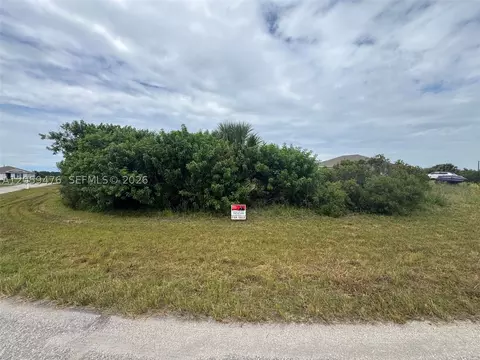 518 Ella Jean Pl, La Belle, FL 33935