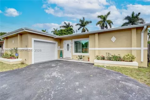 2330 NW 81st Ave, Sunrise, FL 33322