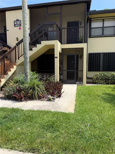 4701 E Lucerne Lakes Blvd E #104, Lake Worth, FL 33467