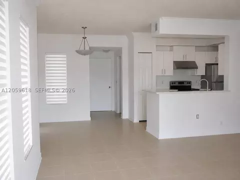 2452 Centergate Dr #104, Miramar, FL 33025