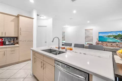 Other - 3575 W 97th St, Hialeah, FL 33018 photo 7 of 18